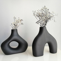 Vases à fleurs en céramique d'art créatif Ins Décoration d'intérieur nordique Table Vase en céramique moderne