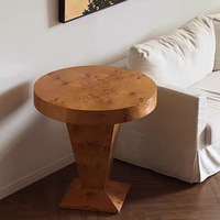 Table d'appoint minimaliste médiévale, table ronde pour salon et chambre, table à motif de tronc d'arbre pour hôtel, table d'angle pour café
