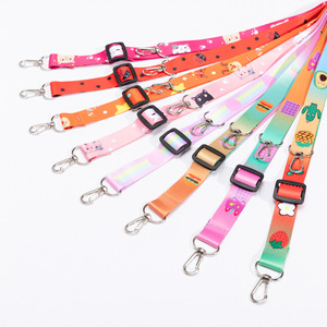 สายคล้องโทรศัพท์มือถือลายการ์ตูนน่ารัก สายคล้องคอแบบยาว สายคล้องแบบแบนกว้าง ตกแต่งด้วยพวงกุญแจ - Product Image 5