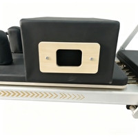 Reformer Pilates Silencieux et Réglable avec Demi-Tourneuse et Accessoires Complets pour Studio de Pilates et Bien-être