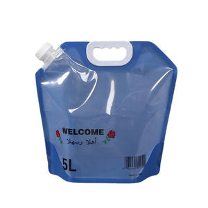 Bolsa de Água Dobrável de Plástico Transparente Azul de 5L Personalizada, Recipiente Portátil para Líquidos e Sucos para Esportes ao Ar Livre e Ciclismo - Product Image 3