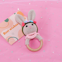 Jouet apaisant transfrontalier en peluche gonflable, poupée lapin en crochet avec pince à cheveux en fil fait main et hochet, pour nourrissons et tout-petits