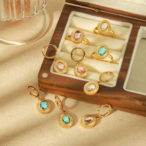 Juego de Anillos y Pendientes Retro Ovalados de Zirconia Estilo Europeo-Americano, con Engaste de Bisel de Acero Inoxidable 18K, Joyería de Moda para Fiesta - Product Image 1