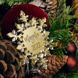 Pallina in acrilico, primo natale come Mr & Mrs, decorazioni natalizie per matrimonio - Product Image 4