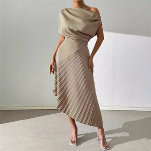 Robe longue plissée décontractée à manches courtes pour femme, en satin couleur unie, coupe ajustée et asymétrique, idéale pour les soirées et clubs – Collection Printemps-<span class=keywords><strong>Été</strong></span> - Product Image 2