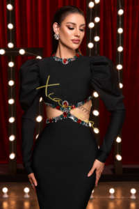 Ocstrade Prodotti all'Ingrosso in Grandi Quantità Abiti Fascianti Neri da Donna Manica Lunga e Piena con Intaglio Gioiello Maxi Abiti da Sera - Product Image 2