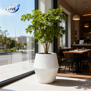 Maceta Moderna de Diseño Creativo en FRP con Efecto Gris Concreto, Duradera para Decoración de Plantas en Patios y Salas de Estar - Product Image 2