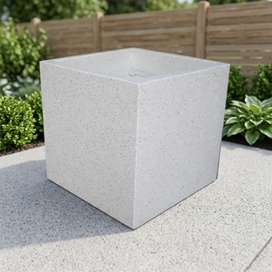 Ensemble de 3 pots à fleurs modernes en terrazzo blanc, ciment léger et béton, design conique personnalisé, écologiques et durables pour la maison - Product Image 4