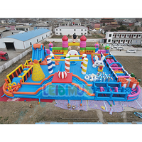 Parc d'attractions géant gonflable pour adulte Glissières de parc aquatique de qualité commerciale à vendre Maison gonflable de rebond