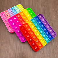 4 Piezas Juego de Burbujas Sensoriales Pop It Arcoíris, Juguete Antiestrés de Silicona Educativo para Autismo y Necesidades Especiales, para la Concentración