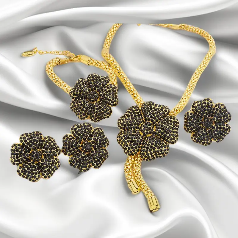 Siyah 18k altın kaplama takı seti kadınlar için düğün gelin bakır kolye küpe kolye moda bilezikler yüzük mücevherat