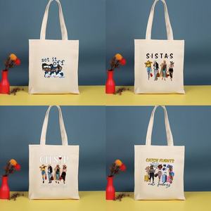 Sac fourre-tout en toile à imprimé sur le thème des infirmières, tendance et décontracté, avec des éléments médicaux pour le travail quotidien et les trajets des infirmières - Product Image 5