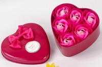 6 Stück Romantische Duftende Hochzeitsdekoration Herzförmige Seifenblumen-Box Jubiläum Geburtstag Valentinstag Chinesisches Neujahr Geschenk
