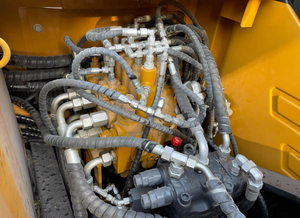 מחיר נמוך באיכות גבוהה בשימוש מחפר בכל 135, סין מנוע isuzu יד שנייה סיפק מכונת הנדסה קאוואסאקי - Product Image 3