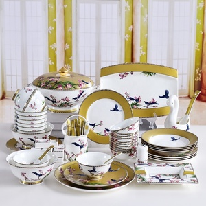Service de table en céramique, ensemble de bols et d'assiettes en porcelaine fine, 60 pièces, style européen haut de gamme, peint à la main - Product Image 3