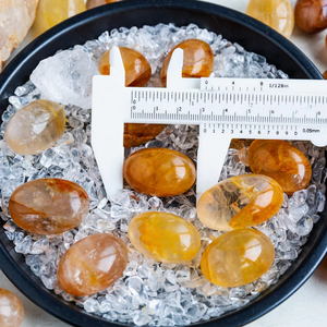 Boules de cristal sculptées en gros, cristaux naturels, guérison, Golden Healer, Feng Shui, luxe, dessin animé - Product Image 1