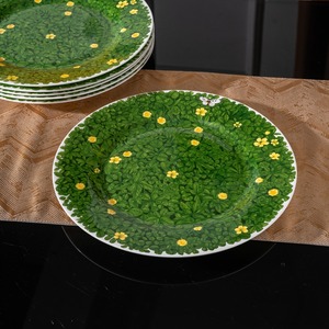 American Style Bone China Flower-Shaped Soup Plates On-Glazed Finish 6-Piece <b>Dinnerware</b> <b>Set</b> for Kitchen - Product Image 3