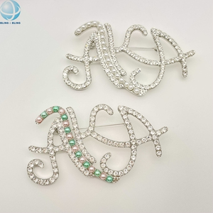 Spilla da bavero alla moda con strass e perle, placcata argento, con simbolo Alpha della confraternita <span class=keywords><strong>ALKA</strong></span>, all'ingrosso dalla fabbrica - Product Image 2