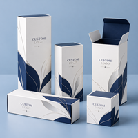 Boîtes d'emballage personnalisées en carton blanc de luxe avec logo, estampage à chaud argenté, impression UV pour parfums, cosmétiques et soins de la peau