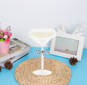 Venta al por mayor <span class=keywords><strong>de</strong></span> copas <span class=keywords><strong>de</strong></span> champán con lazo <span class=keywords><strong>de</strong></span> bastón <span class=keywords><strong>de</strong></span> caramelo 3D personalizadas - Product Image 3