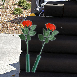 Chất lượng cao hình LED Light-Up nhựa nhân tạo tăng trong hộp đóng gói cho ngày Valentine trang trí nội thất - Product Image 1