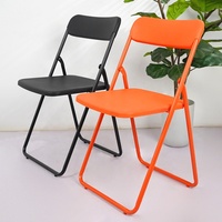 Chaise de salle à manger pliante avec pieds en métal, assise en plastique, empilable, design moderne minimaliste multicolore macaron pour la maison et le bureau