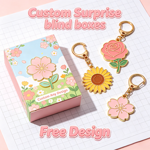 Porte-clés miniatures en métal personnalisés, cadeau surprise tendance, personnage de dessin animé mystérieux, boîte mystère pour garçons et filles - Product Image 2