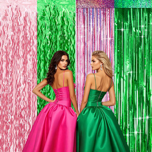 Décoration murale pour fête sur le thème de la sorcière magique, 1*2m, en feuille <span class=keywords><strong>plastique</strong></span> imperméable, franges imprimées UV, <span class=keywords><strong>rideau</strong></span> de pluie rose et vert - Product Image 1