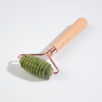 Appareil de beauté Bâton de massage pour le corps Rouleau de jade en bois Masseur Xiuyu Rouleau de jade à tête unique avec manche en bois épineux