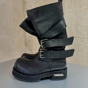 Fabricant personnalisé femmes rétro boucle de ceinture Venom <span class=keywords><strong>bottes</strong></span> grand tube fond épais moto vintage <span class=keywords><strong>gros</strong></span> orteil femmes mollet Punk <span class=keywords><strong>bottes</strong></span> - Product Image 3