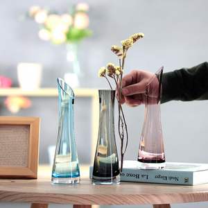 Moderne Bleu Blique Bouche Fait À La Main Soufflé Art Verre Fleur Vase Unique Bourgeon Table De Mariage Centre De Table Usine En Gros Décoratif - Product Image 3