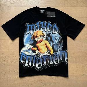 T-shirt Unisex Street Angel con Stampa Diamantata, Trendy, Ampia e Casual, a Maniche Corte, con Motivo EMOTION - Product Image 3