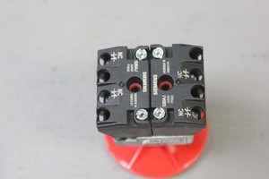 Bouton poussoir d'urgence à tête de champignon rouge 52PM9XZ pour PLC - Product Image 3