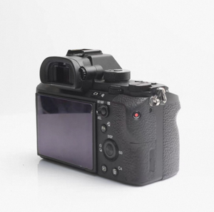 Appareil photo A7R2 d'occasion — 42,4 MP plein format + stabilisation d'image 5 axes, excellent état, entièrement fonctionnel, le roi de la haute résolution ! - Product Image 6