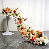 Chemin de table en fleurs artificielles en soie de haute qualité, style moderne, avec des couleurs rose et rouge pour les décorations de mariage