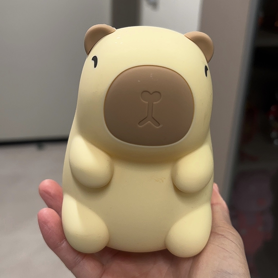 สีน้ำตาล