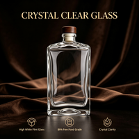 Bouteille de liqueur en verre transparent carrée de 500 ml à fond épais avec bouchon en bois, finition mate, options d'impression sérigraphique et de gravure pour la tequila