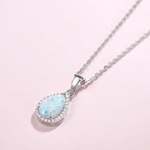 Collana con Ciondolo a Goccia Scintillante per Donne, Gioiello Elegante Vintage alla Moda - Product Image 6