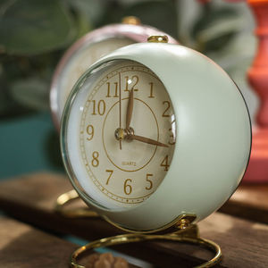 Décor à la maison INS créatif Vintage silencieux pointeur horloge de bureau <span class=keywords><strong>chambre</strong></span> décoration horloge numérique chevet style de mode - Product Image 5