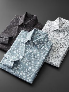 Camisa de manga larga con cuello en V personalizada para hombre, estampada, moderna, informal, a la moda, sin arrugas, con cuello alto, estampado de flores pequeñas - Product Image 3
