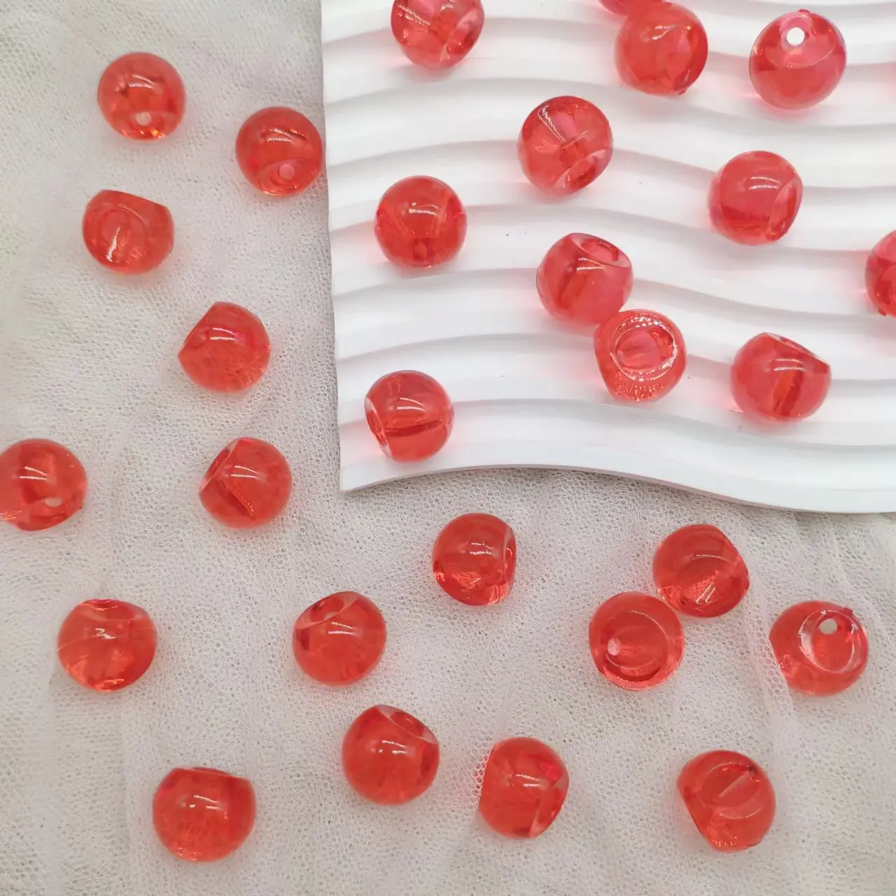 New design side hole 16mm round plastic beads in bulk wholesale round acrylic beads for jewelry making