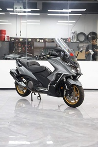 Moto d'occasion modèle AK550 de 2021, 20 000 km, fabriquée par un fabricant de scooters fiable et de confiance. Scoote - Product Image 4