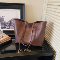 Nouveau Sac Fourre-tout en PU 2026 pour Femme – Sac à Main Décontracté Polyvalent avec Fermeture Éclair, Grande Capacité, Sac à Bandoulière Professionnel
