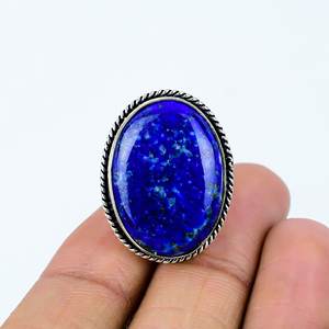 Bague artisanale en lapis-lazuli de forme ovale naturelle, argent sterling 925, style bohème, unisexe. - Product Image 1