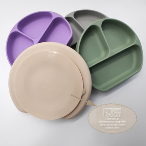 Ensemble de sevrage pour bébé en silicone souple avec bol à ventouse et cuillère-fourchette pour l'alimentation autonome - Product Image 4