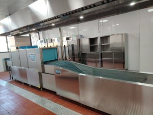 Máquina Lavavajillas Comercial Automática Inteligente con Cinta Transportadora para Restaurantes - Product Image 5