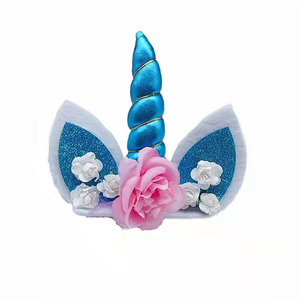 <span class=keywords><strong>Décoration</strong></span> de <span class=keywords><strong>gâteau</strong></span> d'anniversaire en tissu multicolore sur le thème de la <span class=keywords><strong>licorne</strong></span> avec accessoire de <span class=keywords><strong>décoration</strong></span> de dessert et drapeau de présentation - Product Image 4