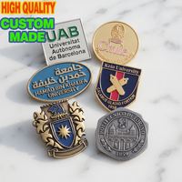 Badges personnalisés à découpe symbole de physique pour costumes, blazers, sacs, souvenir pour les passionnés de sciences, fixation sécurisée, production rapide