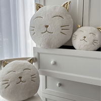 Ins-style créatif mignon chat en peluche canapé sieste coussins maison anniversaire décoratif doux dessin animé jouets coussins Cojin Con Almohada