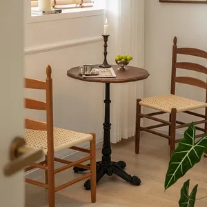 중세 프랑스 레트로 인기 와비사비 커피 테이블 디저트 숍 원형 재활용 소나무 원목 상업 코너 테이블